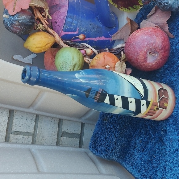 Lighthouse Bottle - Picture 4 of 10